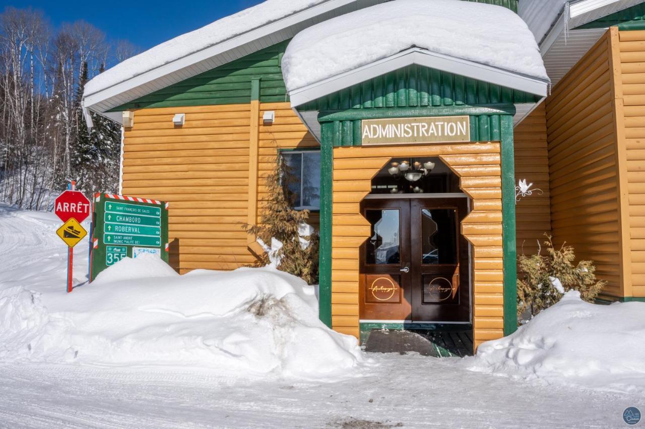 Auberge Eva Lac-Bouchette Bagian luar foto