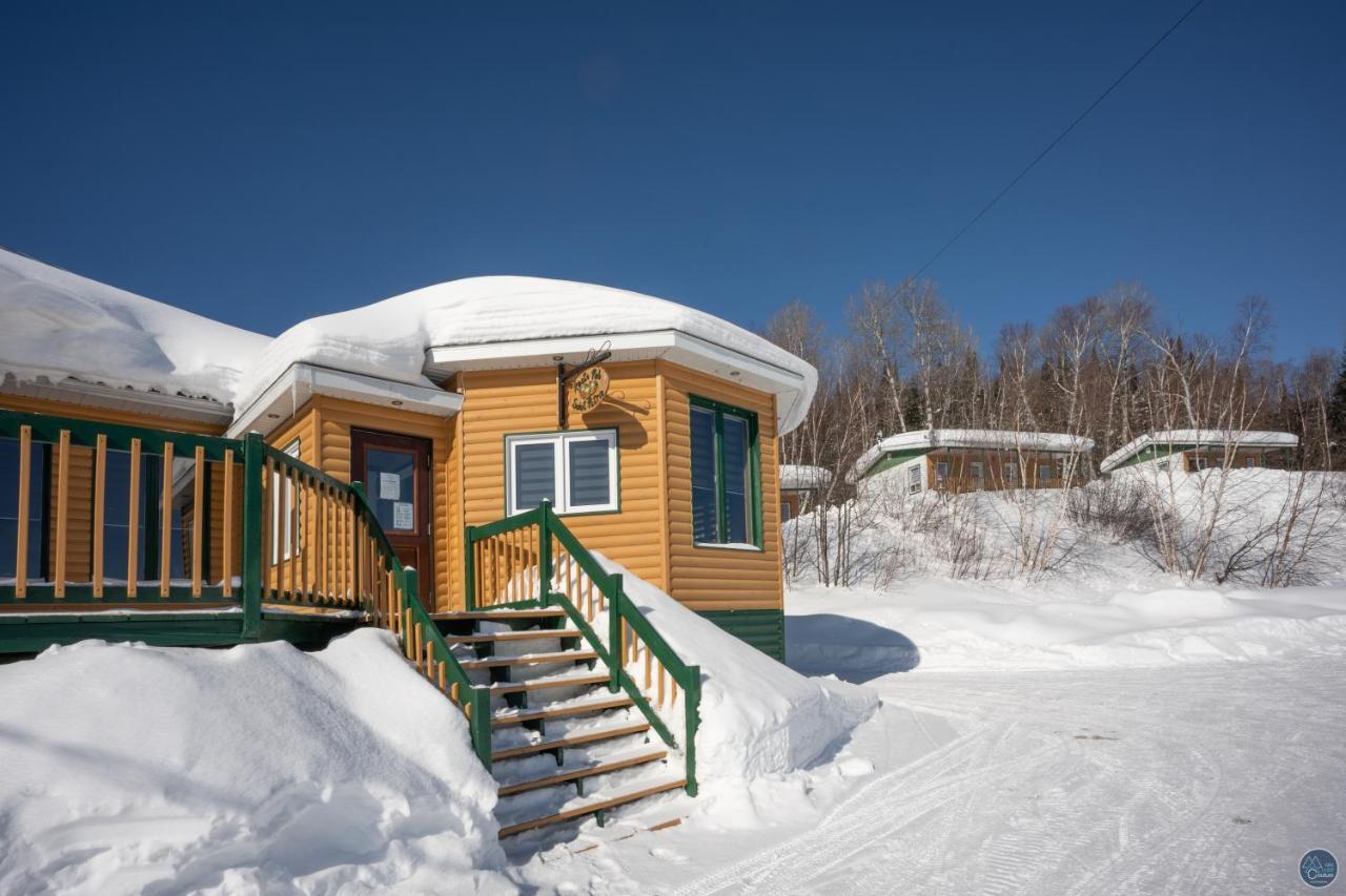 Auberge Eva Lac-Bouchette Bagian luar foto