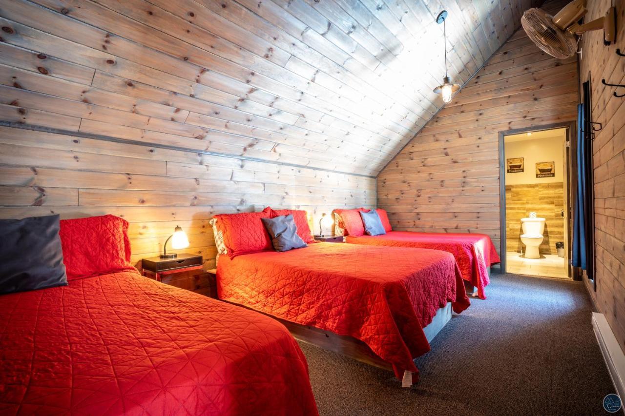 Auberge Eva Lac-Bouchette Bagian luar foto